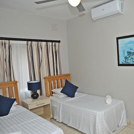 Sunrise Beach Resort 아만짐토티 외부 사진